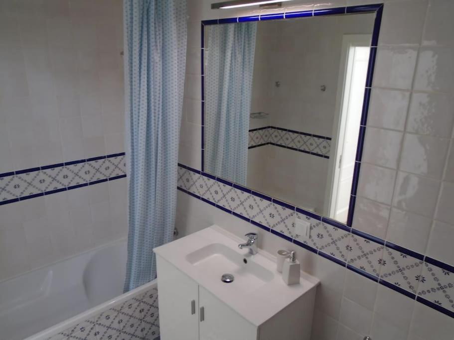 Casa Azul Em Alcantarilha - Algarve Екстер'єр фото